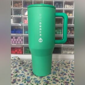 Hydrojug 40 Oz Traveler - Wintergreen Ghost